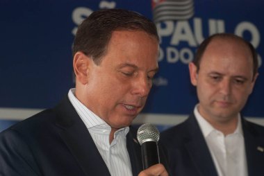 SAO PAULO, SP, 09.01.2020 - Sao Paulo Valisi Joao Doria Profesör Jose Maria Reys ile Escola Estadual 'ı ziyaret etti