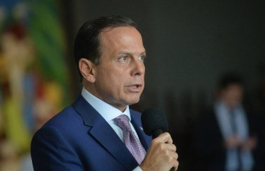 Covid-19: Sao Paulo Valisi ile basın toplantısı. 29 Mayıs 2020, Sao Paulo, Brezilya: Sao Paulo Valisi, Joao Doria ve Belediye Sekreteri Rubens Rizek ile basın toplantısı