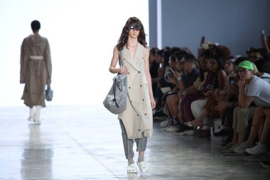 SAO PAULO, SP, 15.10.2019 - SPFW N48 - Korshi markasının geçit töreni 