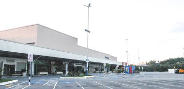 (INT) Covid-19: Sao Paulo. pril 8. 2020, Sao Paulo, Brezilya: Sao Paulo 'nun kuzey bölgesinde bu sabah meydana gelen covid-19 salgını nedeniyle sokakları boşaltan küçük bir hareket)