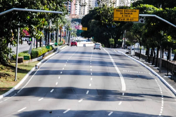 Pohyb Lidí Uprostřed Covid Května 2020 Sao Paulo Brazílie Pohyb — Stock fotografie