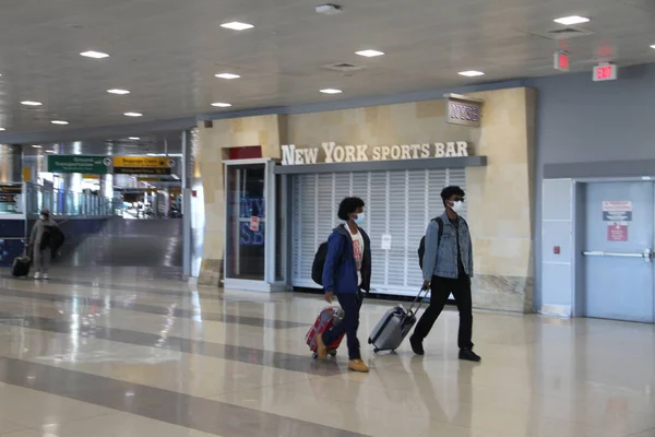 Dezembro 2020 Nova York Eua Poucos Movimentos Pessoas Aeroporto John — Fotografia de Stock