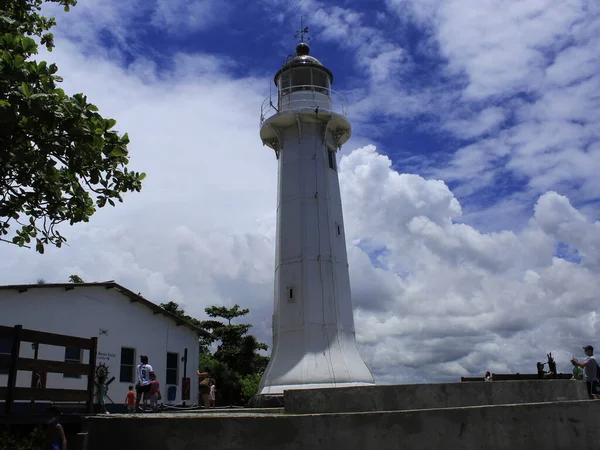 エスピリトサント島のサンタ ルジアス灯台 2021年1月22日ブラジル エスピリト サント州ヴィラ ヴェラ 1871年にD ペドロ2世によって開業した灯台運動 — ストック写真