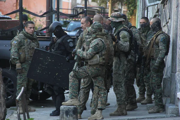 Family Held Hostage Four Criminals Drug Trafficking Disputes Rio Janeiro — Stock Photo, Image