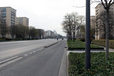 13 Nisan 2020: Paris sokakları, Fransa