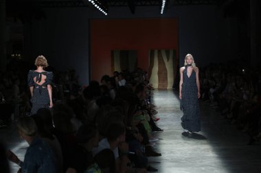 SAO PAULO, SP, 15.10.2019 - SPFW N48 - Korshi markasının geçit töreni 