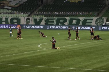 SAO PAULO, SP, 08.01.2020 TREINO DA EQUIPE DO PALMEIRAS O elenco de futebol do Palmeiras realiza treinamento visando o primeiro comõso ano, a Florida CUP, nos Estados Unidos. Vanderlei Luxemburgo durante o treinamento. Bir savaşçı.