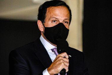 Covid-19: Sao Paulo Valisi ile basın toplantısı. 29 Mayıs 2020, Sao Paulo, Brezilya: Sao Paulo Valisi, Joao Doria ve Belediye Sekreteri Rubens Rizek ile basın toplantısı