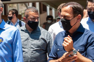 29 Kasım 2020, Sao Paulo, Brezilya: Sao Paulo Valisi, Joao Doria First Lady Bia Doria ve Sao Paulo 'nun şimdiki belediye başkanı Bruno Covas, Jardim Paulistano, Sao Paulo' daki Colegio St. Paul seçim merkezinde oy kullandı.