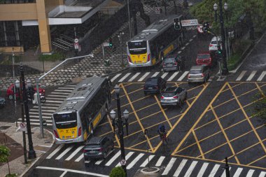 Bahia 'da yağış var. 22 Mayıs 2020, Mata de Sao Joao, Bahia, Brezilya: Bahia 'da Praia do Forte plajında sağanak yağış, bu cuma öğleden sonra sele yol açtı. 