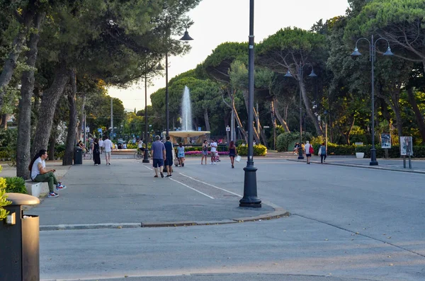 Int Bewegung Der Menschen Rimini Juli 2020 Rimini Italien Bewegung — Stockfoto