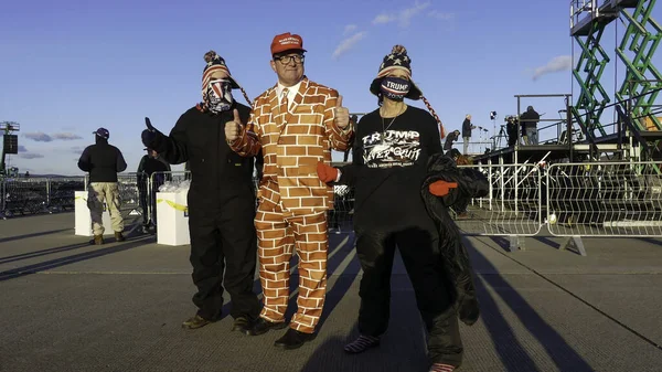 Scranton, Pennsylvania, ABD - 2 Kasım 2020: Biden 'ın memleketi Scranton' dan gelen vatandaşlar, 