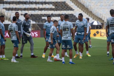 Santos oyuncuları son antrenman ve Libertadores of America finali için sahada tanınıyor. 29 Ocak 2021, Rio de Janeiro, Brezilya: