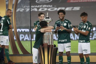 (Palmeiras şampiyonu Conmebol Libertadores 2020. 30 Ocak 2021, Rio de Janeiro, Brezilya: Palmeiras, Rio de Janeiro 'daki Maracana Stadyumu' nda Conmebol Libertadores 2020 finalini 1-0 yendi. İki takım Brezilyalı. Çok az hayran var.