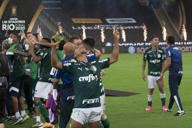 (Palmeiras şampiyonu Conmebol Libertadores 2020. 30 Ocak 2021, Rio de Janeiro, Brezilya: Palmeiras, Rio de Janeiro 'daki Maracana Stadyumu' nda Conmebol Libertadores 2020 finalini 1-0 yendi. İki takım Brezilyalı. Çok az hayran var.