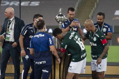 (Palmeiras şampiyonu Conmebol Libertadores 2020. 30 Ocak 2021, Rio de Janeiro, Brezilya: Palmeiras, Rio de Janeiro 'daki Maracana Stadyumu' nda Conmebol Libertadores 2020 finalini 1-0 yendi. İki takım Brezilyalı. Çok az hayran var.