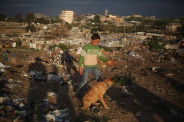 19 Şubat 2021, Gazze, Filistin: Gazze Şeridi son iki gün içinde şiddetli yağmur ve soğuk havayla karşı karşıya.