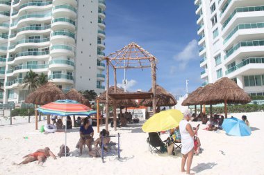 25 Ocak 2021: Cancun, Meksika: Güzel tropikal tatil beldesi Cancun, Meksika