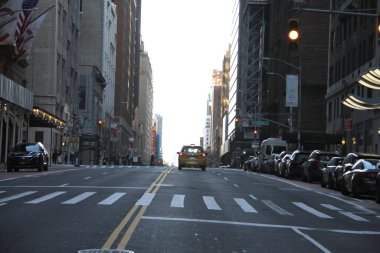 New York Şehri yavaş yavaş normale dönüyor. 7 Mart 2021, New York, ABD: COVID-19 salgınından sonra New York şehri yavaş yavaş normale dönüyor