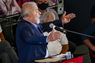 Brezilya eski başkanı Lula 'nın basın toplantısı. 10 Mart 2021, Sao Bernardo do Campos, Sao Paulo, Brezilya: Eski Brezilya Cumhurbaşkanı Luiz Inacio Lula da Silva, Anayasa Mahkemesi 'nin ardından ABC metal işçileri sendikasında basın toplantısı düzenledi. 