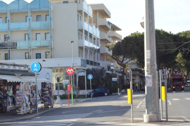 İtalya Paskalya 'da COVID-19' un ortasında Kırmızı Bölge dalgasında olacak. 15 Mart 2021, Rimini, İtalya: 15 Mart Pazartesi 'den itibaren ve 15 gün boyunca, Emilia-Romagna tamamen Kırmızı Bölge' dir. Kurallara ve yasaklara rağmen