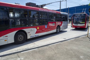 Sao Paulo (SP), 24 / 03 / 2021 Otobüs ve Sao Paulo, Brasil 'in toplu taşımacılığı