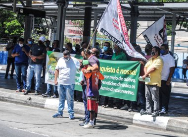 (Sao Paulo 'daki otobüs şoförleri ve kondüktörlerinin genel grevi. 24 Mart 2021, Sao Paulo, Brezilya: Jose Valdevan de Jesus Santos, otobüs şoförleri başkanı SINDMOTORISTAS