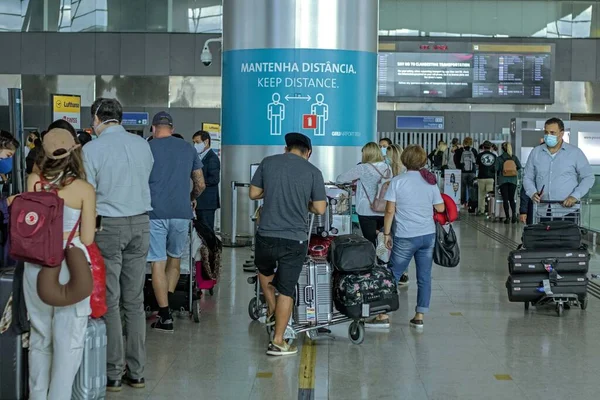 Verkeer Van Personen Internationale Luchthaven Van Sao Paulo Guarulhos April — Stockfoto