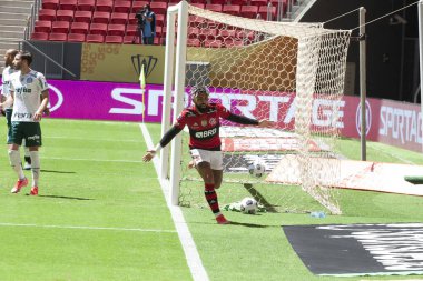 Flamengo, Palmeiras 'a karşı. 11 Nisan 2021, Brasilia, Federal Bölge, Brezilya: Flamengo ve Palmeiras arasındaki futbol maçı, Brezilya 'nın Mane Garrincha stadyumunda, COVID-19