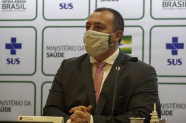Hamileliği desteklemek için stratejik eylemler üzerine basın toplantısı. 16 Nisan 2021, Brasilia, Federal Bölge, Brezilya: Birinci Sağlık Bakanı, Raphael Camara ve Rodrigo Otavio Moreira Cruz, Genel Sekreter