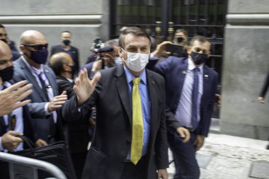 Brezilya Cumhurbaşkanı, Sao Paulo 'da bir müzayedeye katılıyor. 30 Nisan 2021, Sao Paulo, Brezilya: Brezilya Cumhurbaşkanı Jair Bolsonaro, Sao Paulo Menkul Kıymetler Borsası, B3 'ü ziyaret etti.