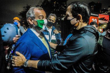 Novo Rio Pinheiros bisiklet yolunun Led ışıklandırma sisteminin açılışı. 7 Mayıs 2021, Sao Paulo, Brezilya. Sao Paulo Valisi Joao Doria Novo Rio Pinheiros bisiklet yolunun ilk Led ışıklandırma sisteminin açılışını yaptı.