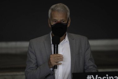 Sao Paulo hükümetinin koronavirüs salgınıyla ilgili basın toplantısı. 7 Mayıs 2021, Sao Paulo, Brezilya. Sao Paulo Valisi Joao Doria (PSDB), Sao Paulo 'nun genel merkezi olan Palacio dos Bandeirantes' de düzenlediği basın toplantısında 