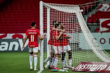  Uluslarası Gençlik ve Gençlik arasındaki maç. 8 Mayıs 2021, Porto Alegre, Brezilya: Porto Alegre (SC) 'deki Beira-Rio Stadyumu' nda düzenlenen Gaucho Futbol Şampiyonası 2021 yarı finali için geçerli olan Internacional vs Juventude arasındaki maç)