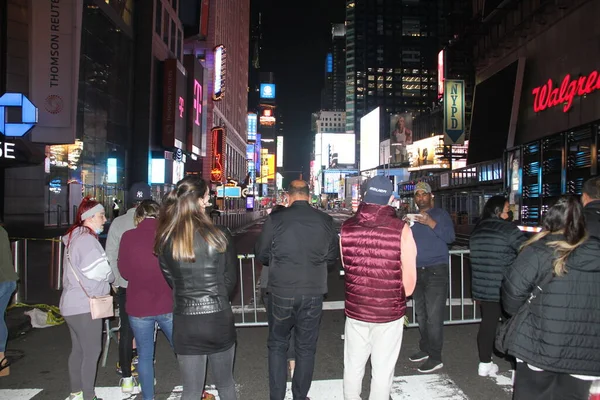 Women Toddler Shot Times Square Maio 2020 Nova Iorque Eua — Fotografia de Stock