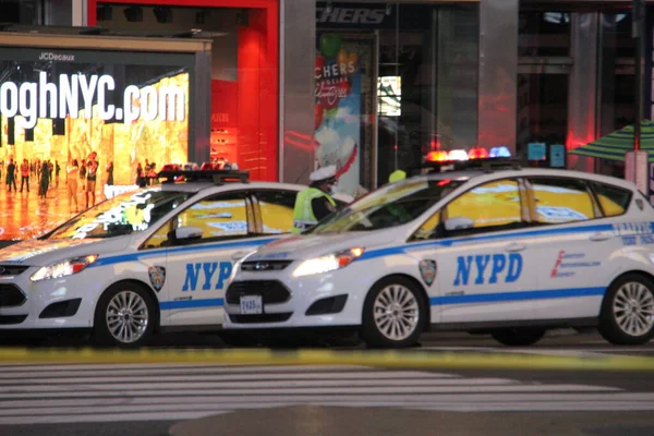 Dos Mujeres Niño Disparado Times Square Mayo 2020 Nueva York — Foto de Stock