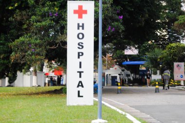 Kızıl Haç Hastanesi, sağlık çalışanlarını onurlandırmak için grafiti yaptırıyor. 13 Mayıs 2021, Sao Paulo, Brezilya: Duvar, sanatçı Tito Ferrara 'nın. Çalışma, uluslararası tarafın 158. yıldönümü kutlamaları kapsamında gerçekleşti.. 