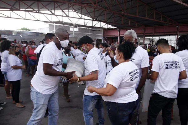 Frente Nacional Racista Distribuye Cestas Básicas Alimentos Jacarezinho Mayo 2021 —  Fotos de Stock