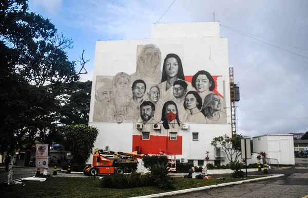 Red Cross Hospital Gets Graffiti Honor Health Professionals May 2021 — Stock Photo, Image