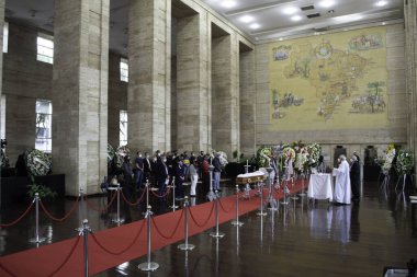 Sao Paulo Belediye Başkanı Bruno Covas 'ın ölümü. 16 Mayıs 2021, Sao Paulo, Brezilya: Sao Paulo Belediye Başkanı Bruno Covas 'ın (PSDB) cenazesi, bu Pazar (16), başkentin merkez bölgesindeki belediye binasında kamufle edildi.). 