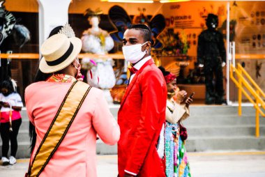 Konvoy Karnaval Dayanışması. 15 Mayıs 2021, Sao Paulo, Brezilya. Sao Paulo 'daki Samba okulları, bu Cumartesi Sao Paulo' daki Anhembi sambadroma 'da düzenlenen etkinlikte yemek toplamak için bir araya geldiler..