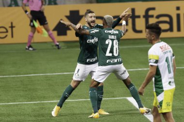 Palmeiras ve Defensa y Justicia arasındaki maç Libertadores. 18 Mayıs 2021, Sao Paulo, Brezilya: Defensa y Justicia 'dan koç Sebastian Beccacece, Palmeiras ve Defensa y Justicia (Arjantin) maçında)