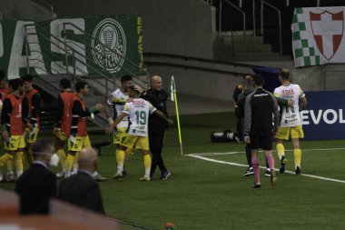 Palmeiras ve Defensa y Justicia arasındaki maç Libertadores. 18 Mayıs 2021, Sao Paulo, Brezilya: Defensa y Justicia 'dan koç Sebastian Beccacece, Palmeiras ve Defensa y Justicia (Arjantin) maçında)