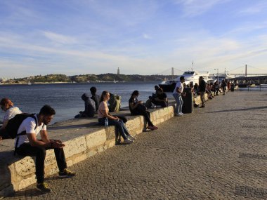 20 Mayıs 2021, Lizbon, Portekiz: Portekiz başkenti ve Tagus Nehri 'nin inanılmaz manzarasını sunan Lizbon' daki Eduardo VII Park 'ta hareket