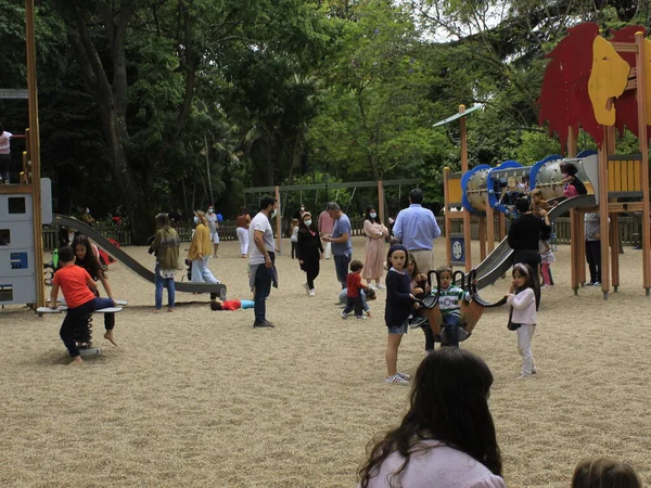 Movimiento Parque Público Jardim Estrela Lisboa Mayo 2021 Lisboa Portugal —  Fotos de Stock