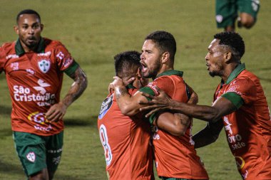 Agua Santa e Portuguesa: Paulista 2. Ligi çeyrek finalleri. Agua Santa ve Portuguesa arasındaki maç, Paulista Futbol Şampiyonası 'nın çeyrek finalleri için geçerli, 2. Lig, Primeiro de Maio Stadyumu' nda yapıldı.