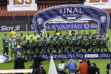 Paulista Şampiyonası 2021: Sao Paulo, Palmeiras 'a karşı: Sao Paulo ve Palmeiras arasındaki futbol maçı, 2021 Paulista Şampiyonası finali için geçerli, bu pazar öğleden sonra Cicero Pompeu de Toledo Stadyumu' nda (Morumbi) yapıldı.).