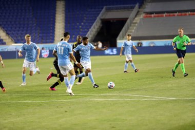 Ulusal Lig Futbolu: NYC FC Columbus 'a karşı. 22 Mayıs 2021, New Jersey, ABD: NYC FC ve Columbus arasındaki futbol maçı New Jersey 'deki Red Bull Stadyumu' nda Major League Soccer için geçerli. COVID-19 kısıtlamaları nedeniyle çok az taraftar vardı