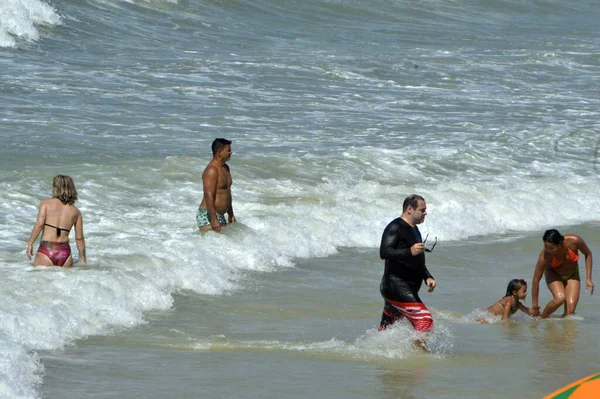 Turisti Sulla Spiaggia Ponta Negra Natal Maggio 2021 Natal Brasile — Foto Stock