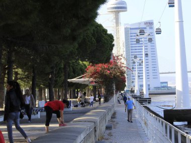 24 Mayıs 2021, Lizbon, Portekiz: Bu çarşamba (24) Tejo Nehri 'nin kıyısında, Milletler Parkı' nda, halk sanatları ile hareket)